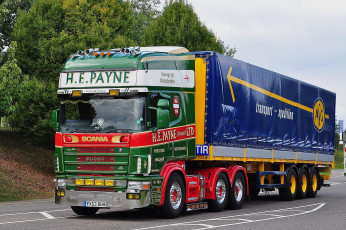 Картинка автомобили scania+ выставка улица тягач седельный грузовик тяжёлый