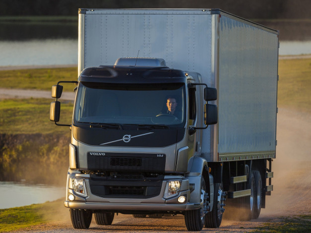 Обои картинки фото автомобили, volvo trucks, volvo, vm, 330, 8x2, 2014г