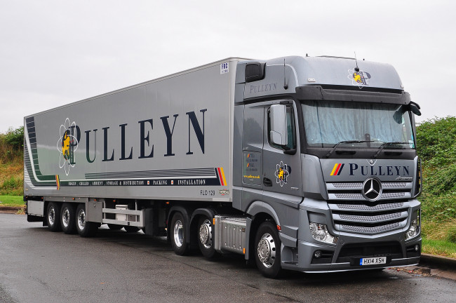 Обои картинки фото автомобили, mercedes trucks, тяжелый, тягач, седельный, грузовик