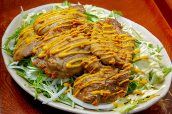 Картинка еда мясные+блюда горчица зелень мясо