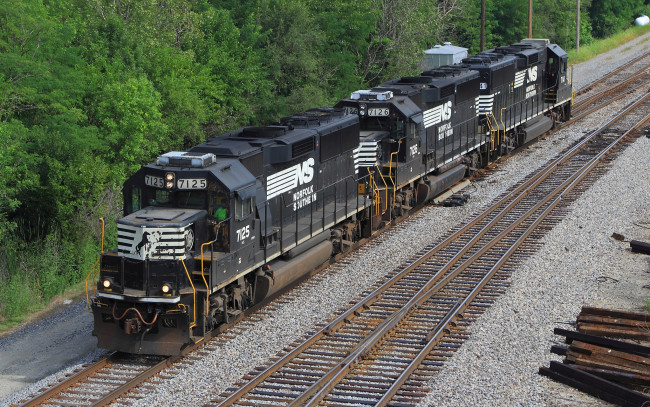 Обои картинки фото техника, локомотивы, железная, локомотив, рельсы, дорога