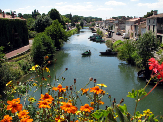 Обои картинки фото города, - улицы,  площади,  набережные, река, лодки, дома, здания