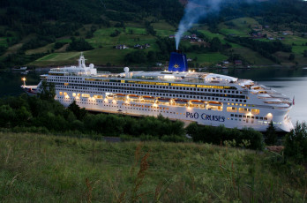 Картинка корабли лайнеры круиз лайнер