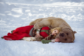 Картинка darya+lefler девушки дарья+лефлер darya lefler медведь степан сарафан снег дарья лефлер cosplay блондинка девушка модель наряд поза макияж причёска взгляд