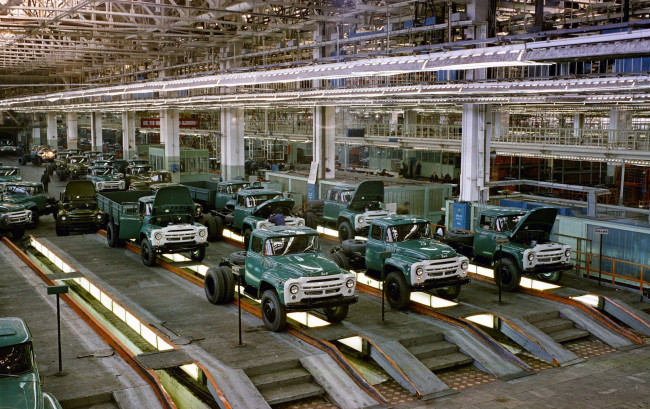 Обои картинки фото автомобили, зил грузовики, zil