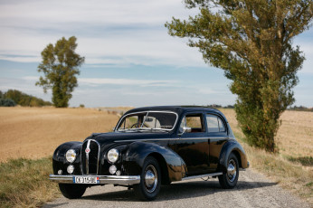 Картинка автомобили hotchkiss