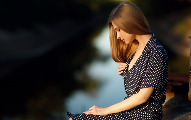 Обои картинки фото девушки, - брюнетки,  шатенки, шатенка, платье