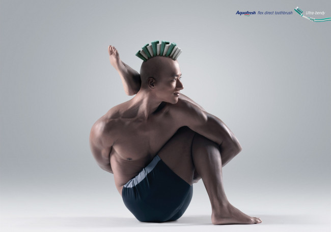 Обои картинки фото бренды, aquafresh, парень, йога, зубная, щетка