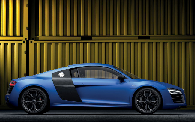 Обои картинки фото автомобили, audi, sports, plus, r8, v10