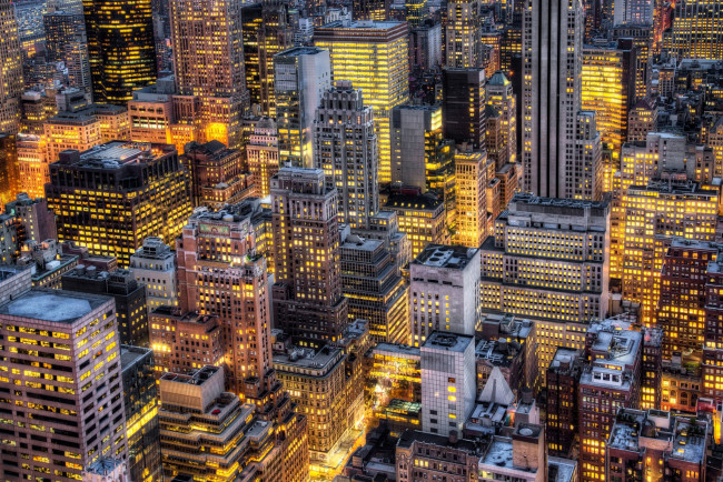 Обои картинки фото города, нью, йорк, сша, ночь, небоскребы, огни, окна