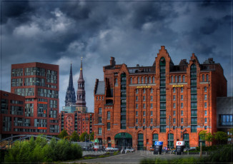 Картинка internationales maritimes museum hamburg города улицы площади набережные мост улица шпили здания город