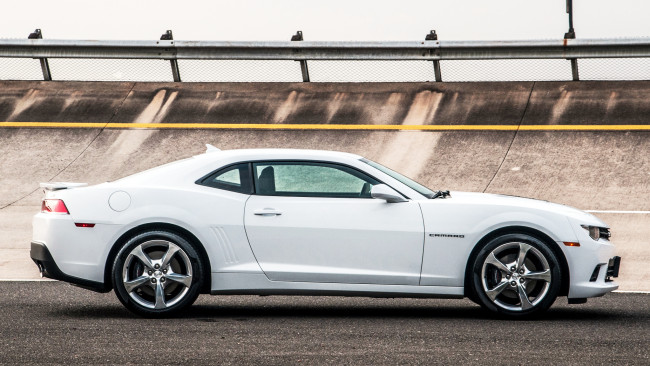 Обои картинки фото chevrolet, camaro, автомобили, культовый, gm, division, легковой, автомобиль, сша