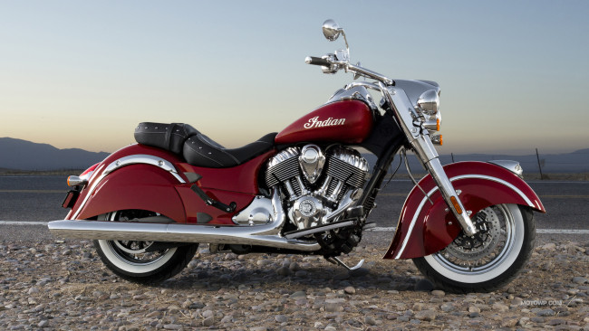 Обои картинки фото 2014 indian chief classic, мотоциклы, indian, индийский, шеф, классический, красный, abc, литая, алюминиевая, рама, встроенная, воздушная, коробка, круиз, контроль, бесключевой, запуск, cветовой, бар, кожаные, сиденья, премиум, класс