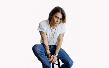 обоя мужчины, johnny depp, актер, футболка, украшения, тату, джинсы