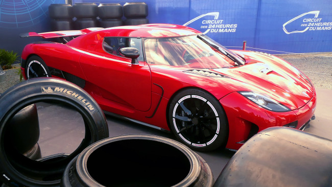 Обои картинки фото koenigsegg agera, автомобили, koenigsegg, эксклюзивные, частная, компания, спортивные, швеция, automotive, ab