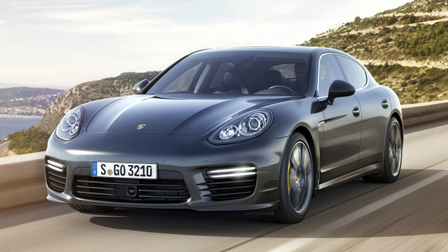 Обои картинки фото porsche panamera, автомобили, porsche
