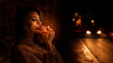 Картинка девушки -unsort+ брюнетки +шатенки ночь