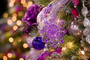 Картинка праздничные украшения праздник игрушки огни боке гирлянды елка