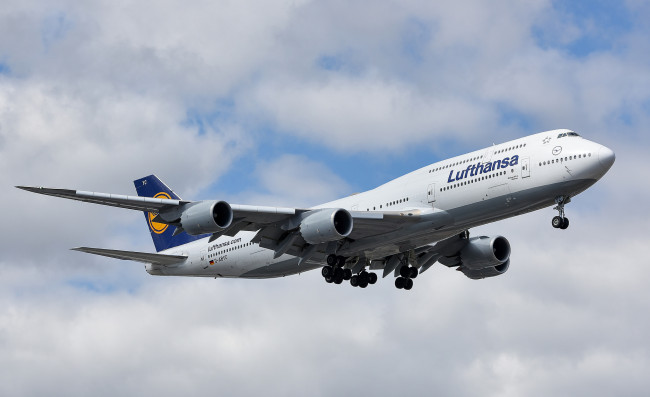 Обои картинки фото авиация, пассажирские самолёты, авиалайнер