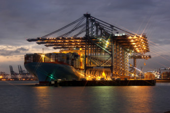 Картинка корабли грузовые+суда контейнеровоз