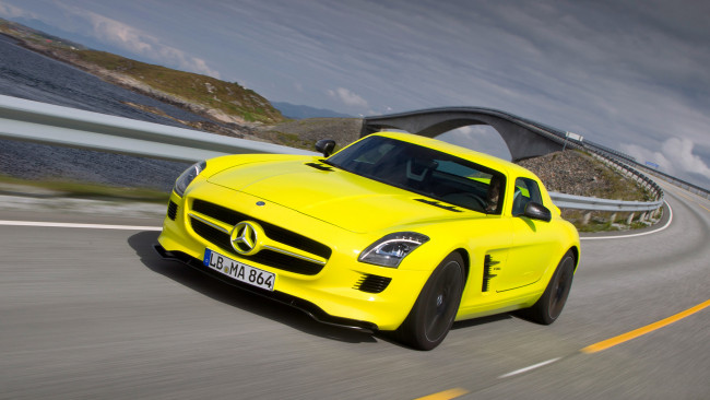 Обои картинки фото mercedes-benz sls amg e-cell concept 2010, автомобили, mercedes-benz, sls, amg, e-cell, concept, 2010