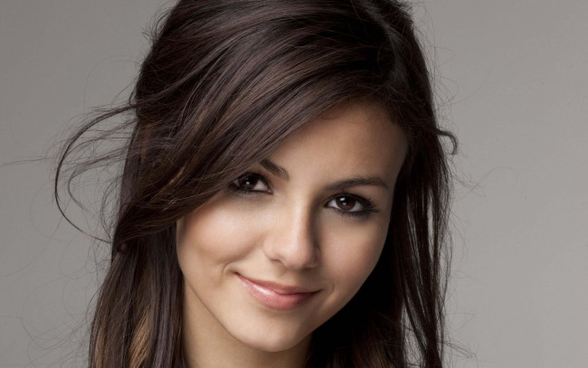 Обои картинки фото victoria justice, девушки, victoria, justice, девушка, модель