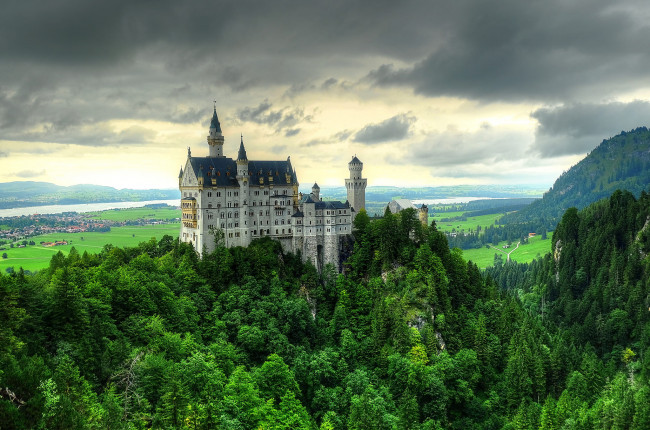 Обои картинки фото neuschwanstein - bavarian fairytale, города, замок нойшванштайн , германия, простор
