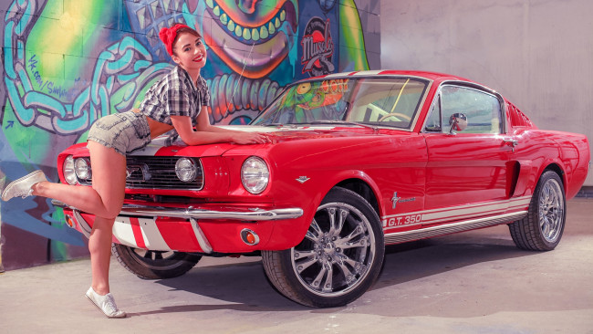 Обои картинки фото автомобили, -авто с девушками, ford, mustang, gt350