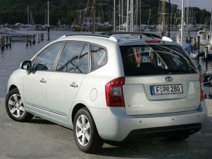 Картинка автомобили kia carens