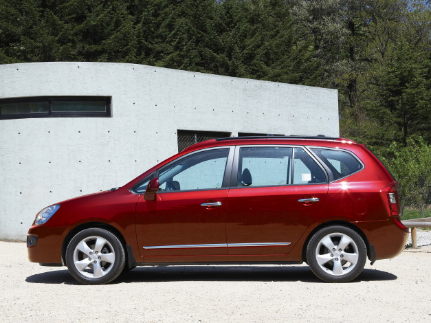 Обои картинки фото автомобили, kia, carens