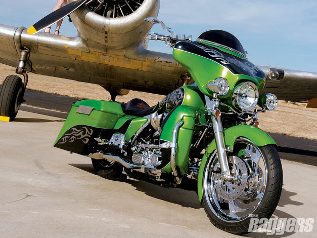 Обои картинки фото ultra, classic, electra, glide, мотоциклы, customs