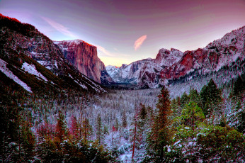 Картинка природа горы облака краски ущелье лес