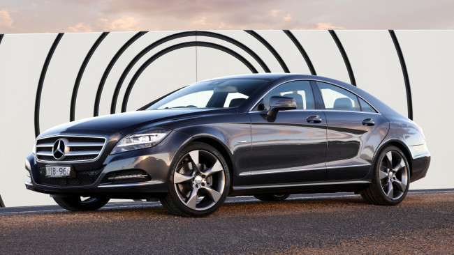 Обои картинки фото mercedes, cls, автомобили, benz, скорость, автомобиль, стиль, мощь