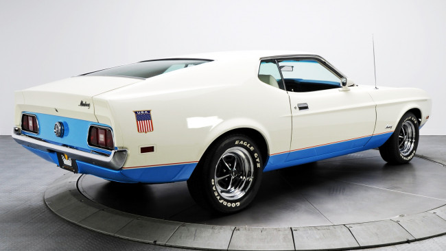 Обои картинки фото mustang, автомобили, автомобиль, стиль, мощь, скорость