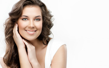 Картинка девушки -unsort+ брюнетки +шатенки улыбка