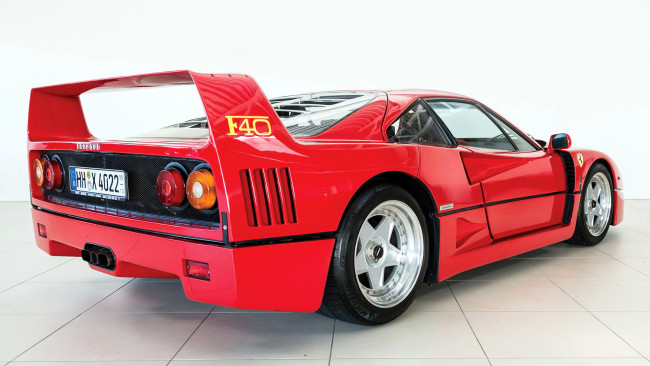 Обои картинки фото ferrari f40, автомобили, ferrari, s, p, a, гоночные, спортивные, италия
