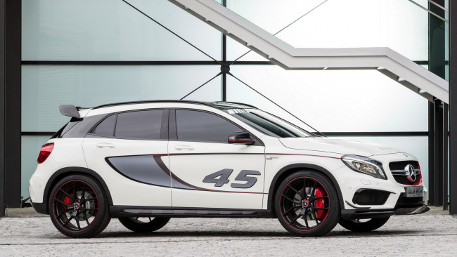 Обои картинки фото mercedes gla, автомобили, mercedes-benz, грузовики, германия, подразделение, daimler, ag, автобусы, легковые, двигатели