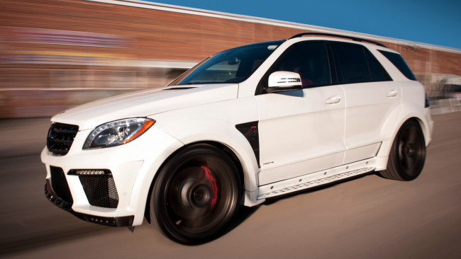 Обои картинки фото mercedes ml, автомобили, mercedes-benz, подразделение, daimler, ag, грузовики, автобусы, германия, легковые, двигатели