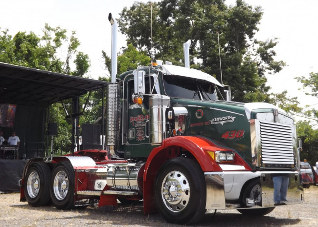 Обои картинки фото kenworth, автомобили, сша, автобусы, truck, company, грузовые