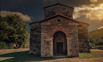 Картинка san+pedro+de+nora города -+католические+соборы +костелы +аббатства церковь