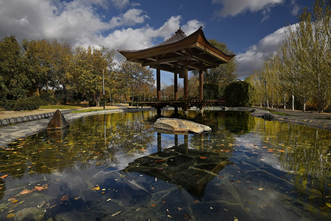 Обои картинки фото природа, парк, пруд, беседка