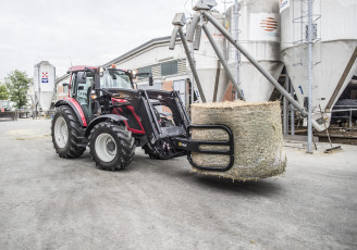 Картинка техника фронтальные+погрузчики valtra