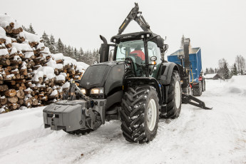 Картинка техника тракторы valtra