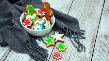 Картинка праздничные угощения пряники