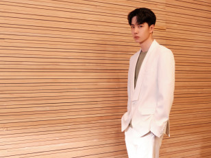 Картинка мужчины wang+yi+bo ван ибо wang yi bo