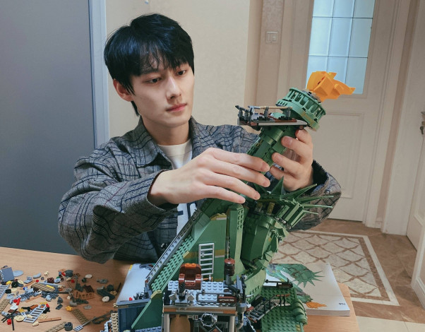 Обои картинки фото мужчины, wang zhuocheng, ван, сжочен