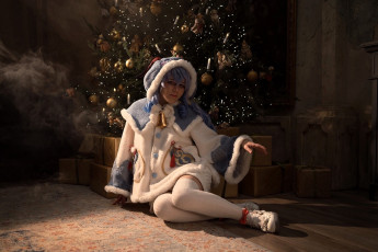 Картинка девушки anya+rainbow костюм образ ёлка коробки пол