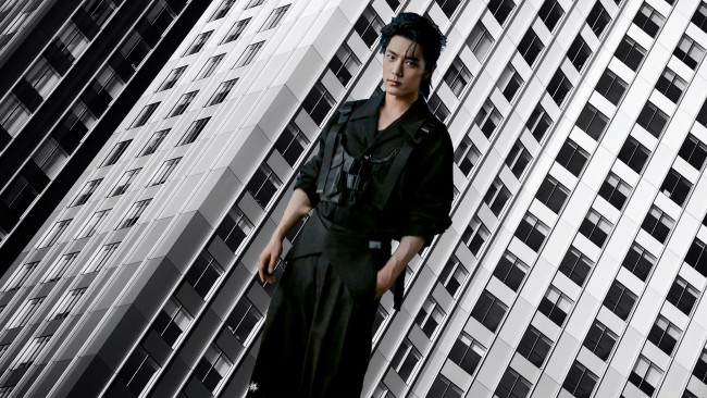 Обои картинки фото мужчины, xiao zhan, актер, комбинезон