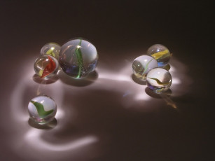 Картинка дорофеева татьяна шарики для игры со светом разное