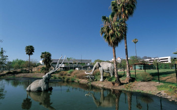 Картинка города памятники скульптуры арт объекты